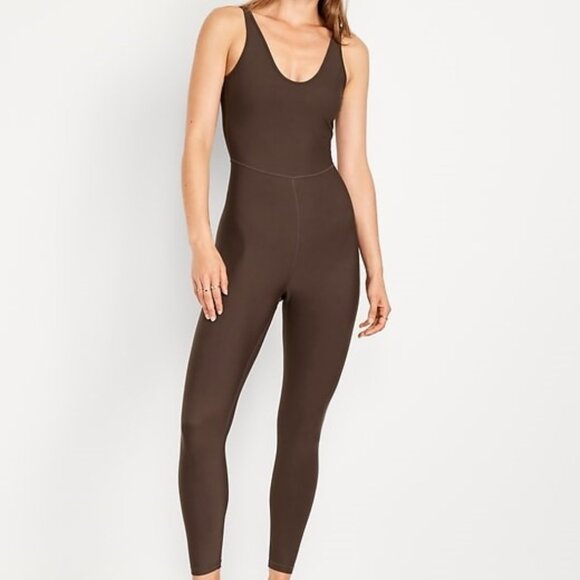 Old Navy Taupe Brown Powersoft Vneck Stretchy 7/8 Bodysuit with side pockets M - Picture 6 of 7